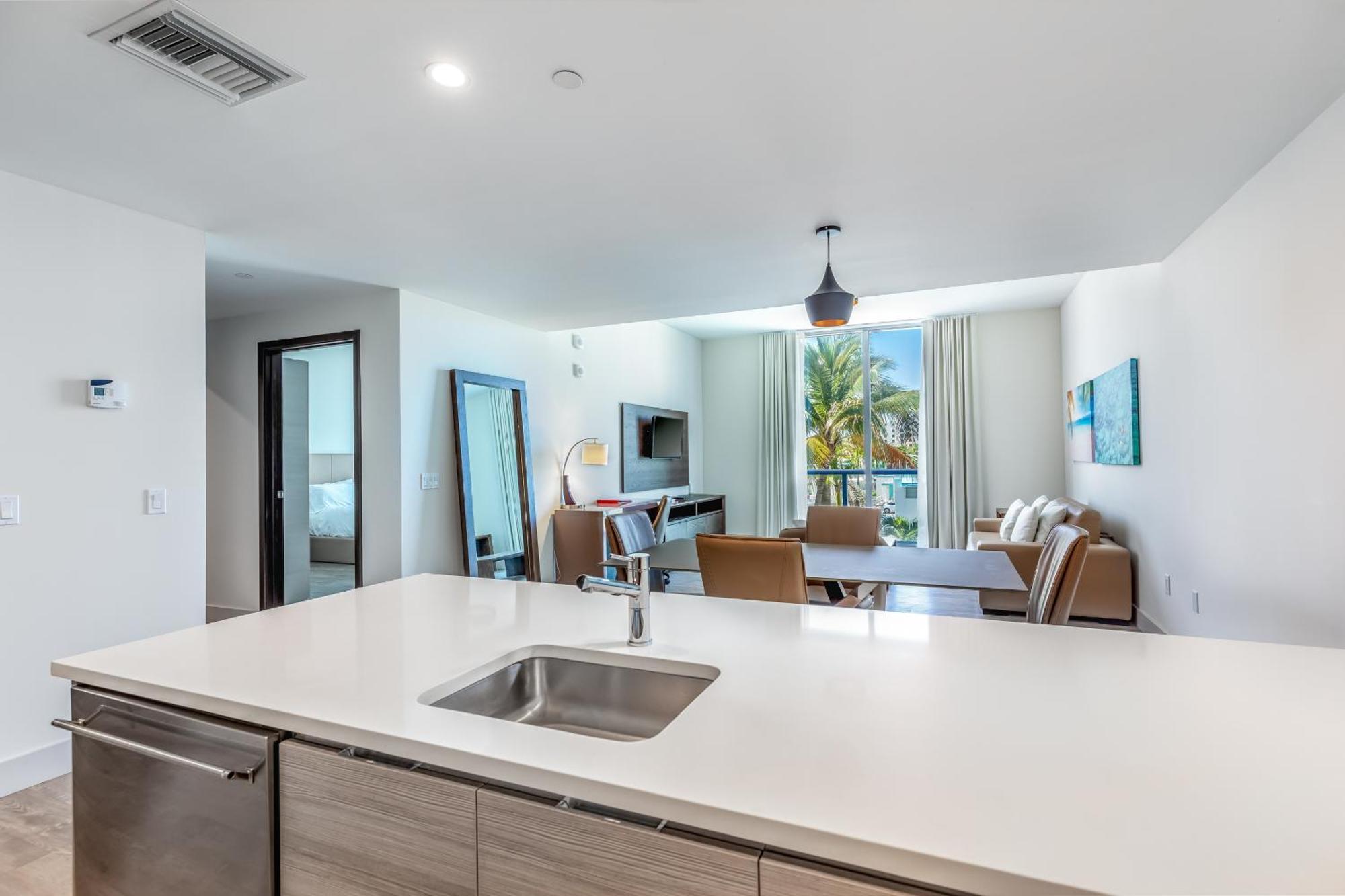 Stylish Private Beach Condo In Hollywood Fl, 3Min Walk To Hollywood Beach Eksteriør billede